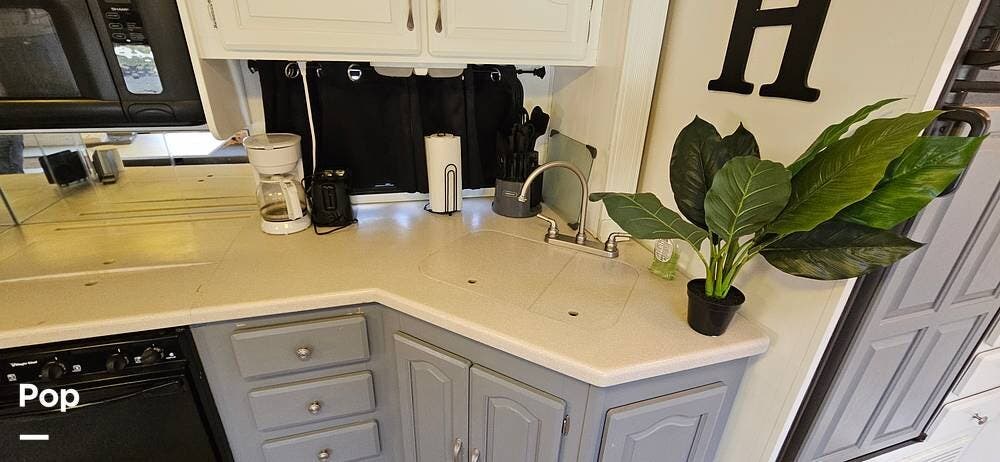 2006 Georgetown XL 349TS by Forest River from Pop RVs in Wheat Ridge, Colorado