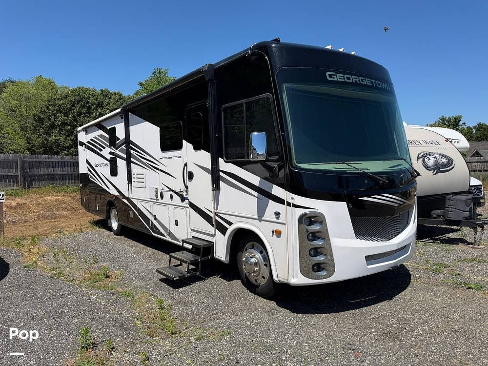 2021 Forest River Georgetown GT5 36B5 - Used Class A For Sale by Pop RVs in Stokesdale, North Carolina features Slideout, Generator, Leveling Jacks, Awning, Air Conditioning