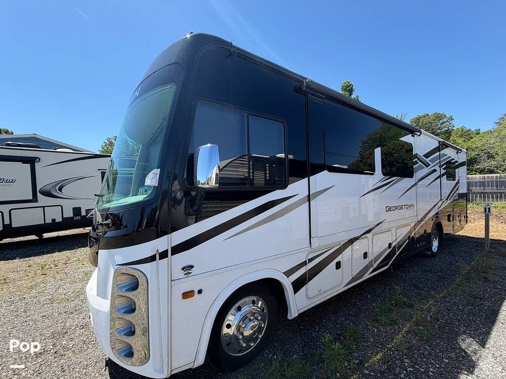 2021 Georgetown GT5 36B5 by Forest River from Pop RVs in Stokesdale, North Carolina