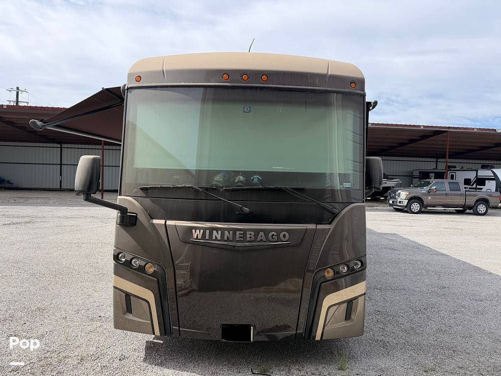 2019 Winnebago Forza 38F - Used Diesel Pusher For Sale by Pop RVs in Caddo Mills, Texas features Awning, Air Conditioning, Generator, Slideout, Leveling Jacks