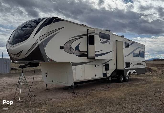 2018 Grand Design Solitude 373 FB - Used Fifth Wheel For Sale by Pop RVs in Castle Rock, Colorado features Awning, Slideout, Air Conditioning