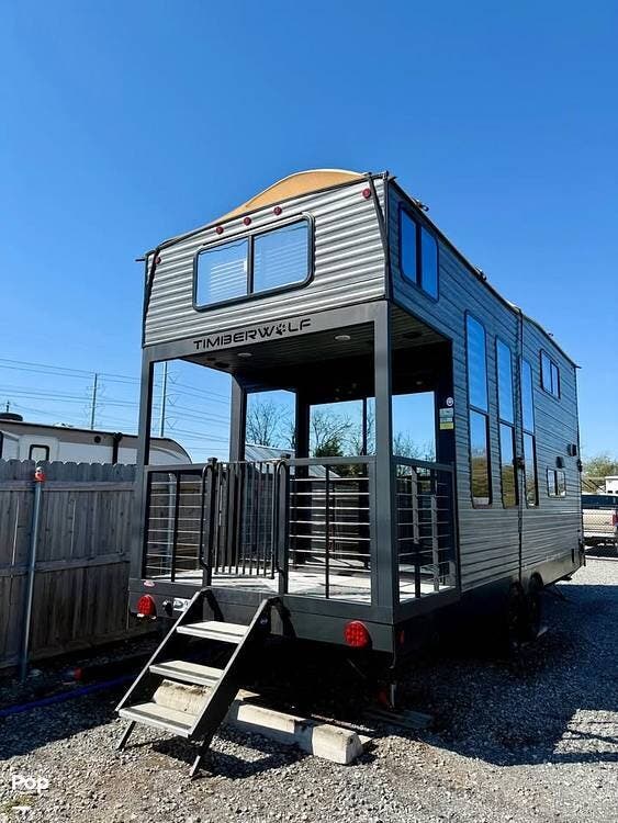 2024 Cherokee Timberwolf 16ML - Used Park Model For Sale by Pop RVs in Wylie, Texas features Air Conditioning