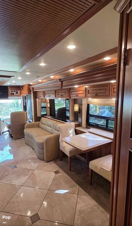 2015 Dutch Star Newmar  4002 by Newmar from Pop RVs in Deland, Florida