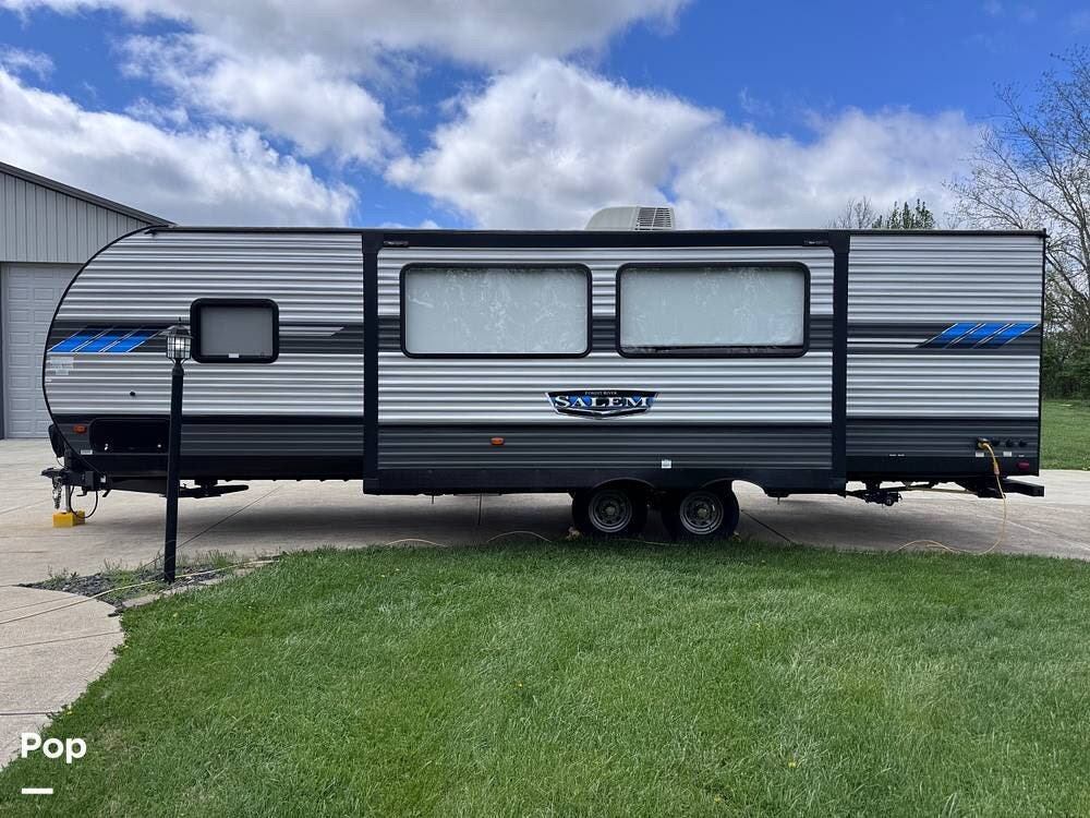 2022 Forest River Salem 26DBUD - Used Travel Trailer For Sale by Pop RVs in Lawrenceburg, Indiana features Slideout