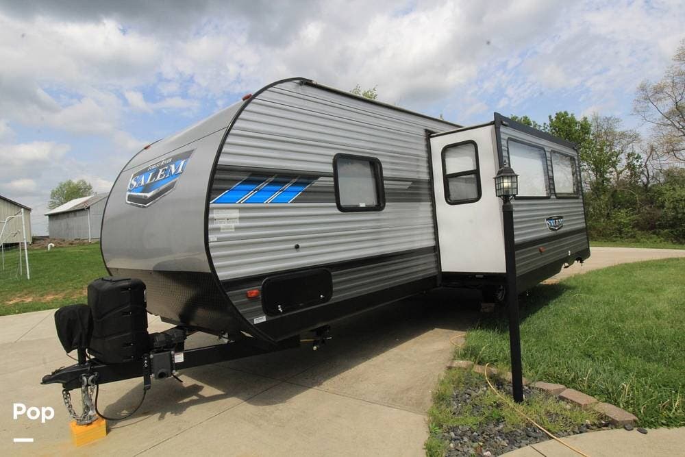 2022 Forest River Salem 26DBUD - Used Travel Trailer For Sale by Pop RVs in Lawrenceburg, Indiana features Air Conditioning, Slideout, Leveling Jacks, Awning