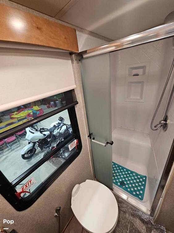 Used 2018 Winnebago Forza 38w available in Scio, Oregon