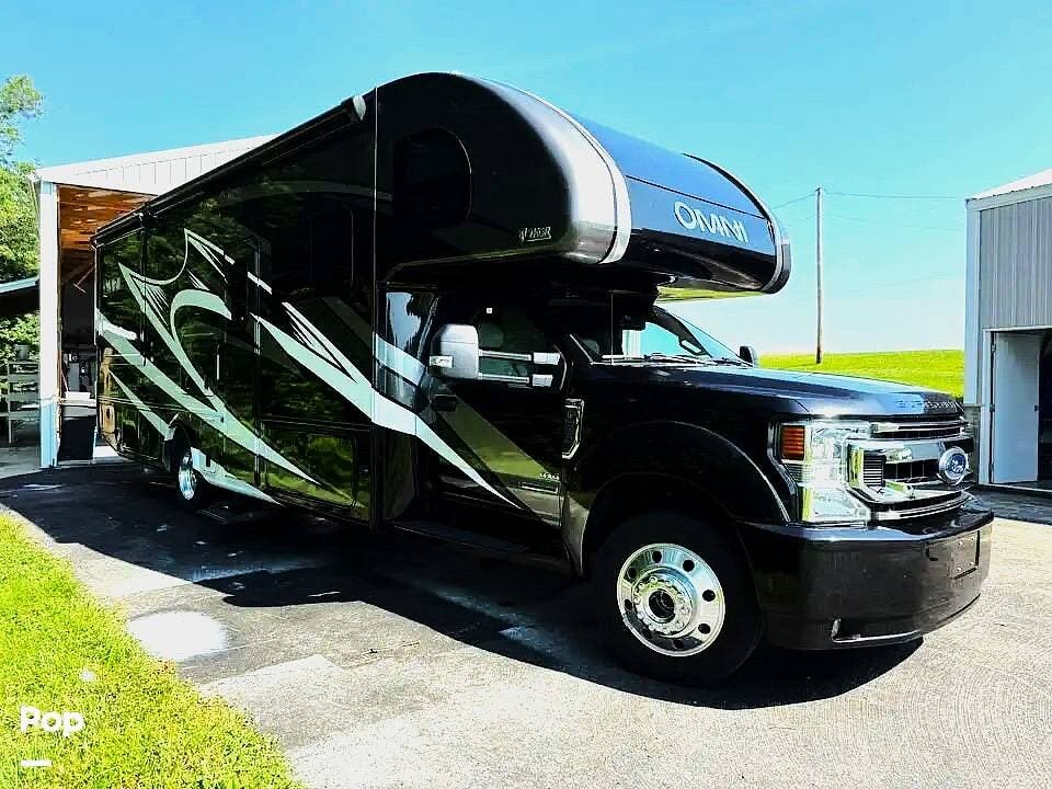 2022 Omni XG32 by Thor Motor Coach from Pop RVs in Harned, Kentucky
