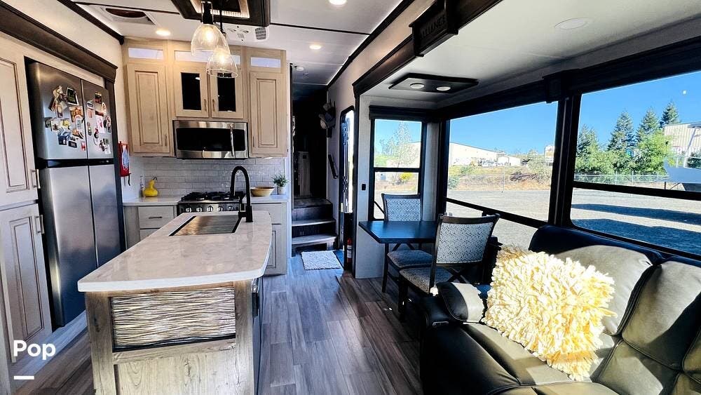 2022 Alliance RV Paradigm 295MK - Used Fifth Wheel For Sale by Pop RVs in Paradise, California features Awning, Slideout, Leveling Jacks, Air Conditioning