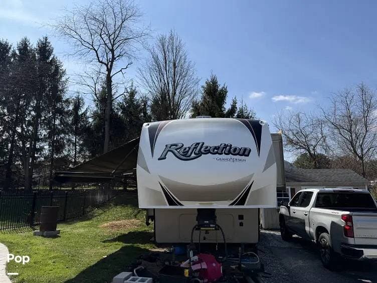 2017 Reflection 303RLS by Grand Design from Pop RVs in Westminster, Maryland