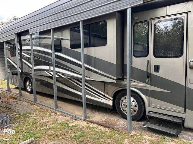 2022 Newmar Kountry Star 3717 - Used Diesel Pusher For Sale by Pop RVs in West Monroe, Louisiana features Slideout