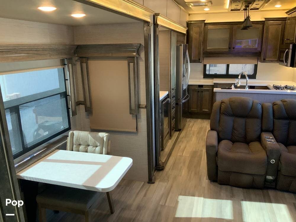 Used 2022 Vanleigh Beacon 41LKB available in Mesa, Arizona