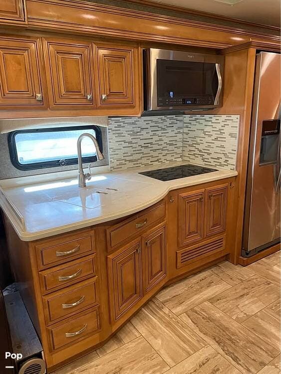 Used 2017 Thor Motor Coach Venetian 37m available in Holly Lake Ranch, Texas