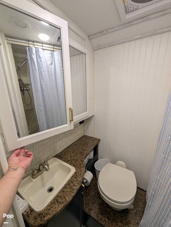 2017 Freedom Elite 30FE by Thor Motor Coach from Pop RVs in Kilgore, Texas