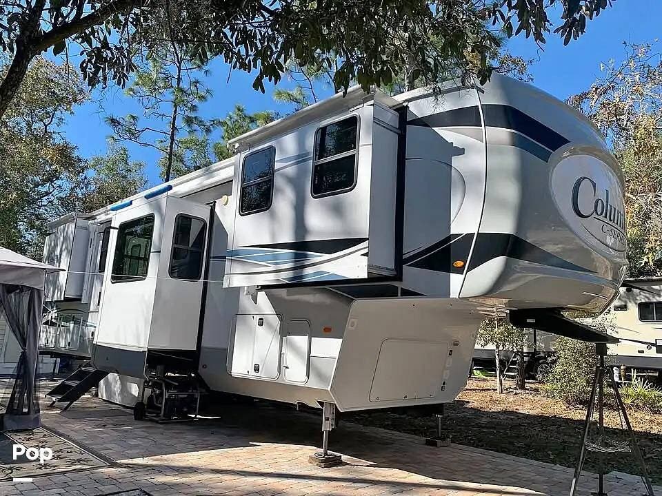 2022 Columbus 388FKC by Forest River from Pop RVs in Crystal River, Florida