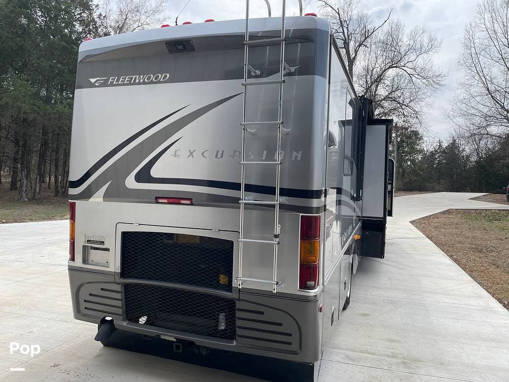 2005 Excursion 39S by Fleetwood from Pop RVs in Scranton, Arkansas