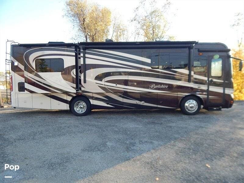 2016 Forest River Berkshire 34 QS - Used Diesel Pusher For Sale by Pop RVs in Angola, Indiana features Slideout