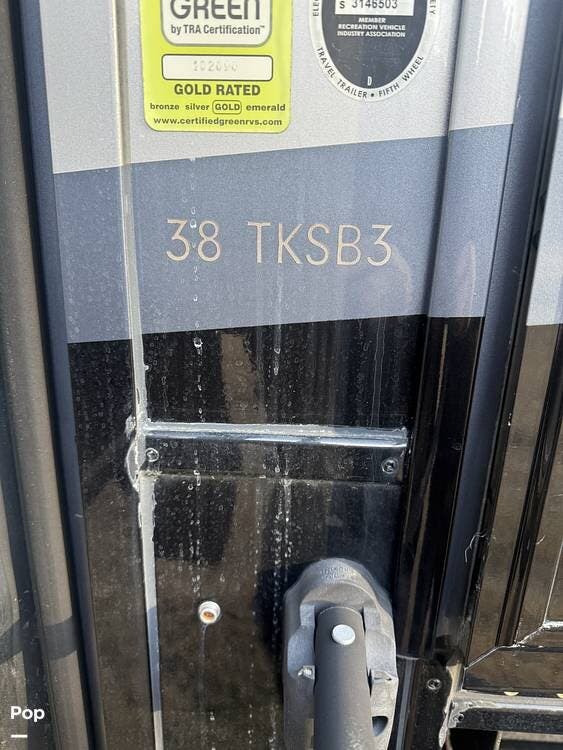 2013 DRV Mobile Suites 38 TKSB3 - Used Fifth Wheel For Sale by Pop RVs in Tyngsboro, Massachusetts features Slideout