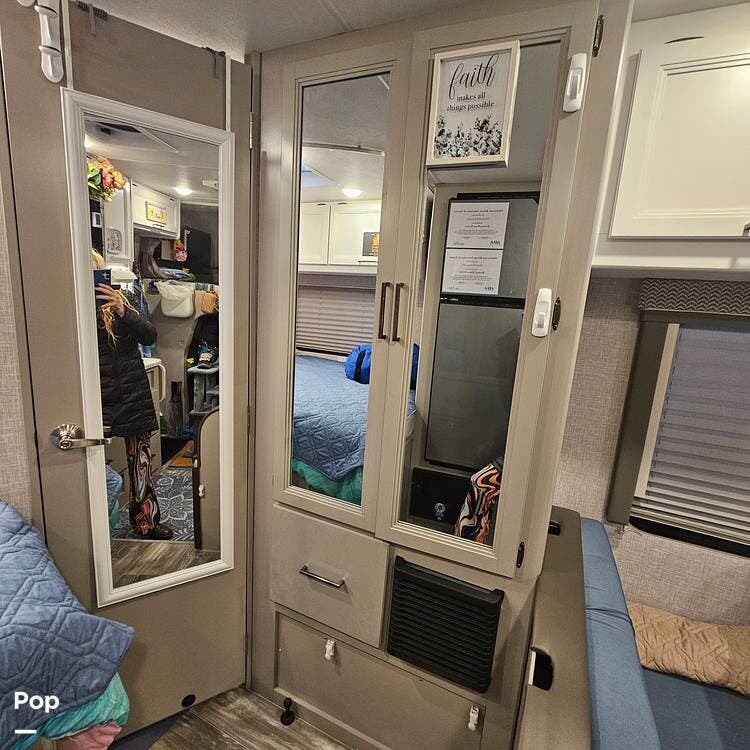 Used 2025 Thor Motor Coach Geneva 21vt available in Millbury, Massachusetts