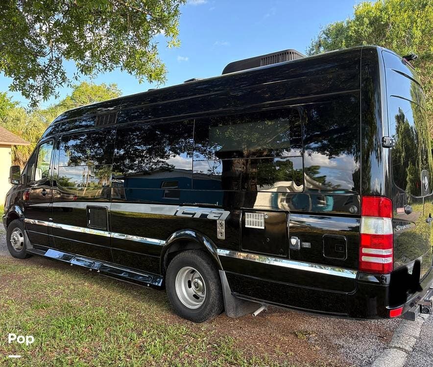 2014 Winnebago Era 170A - Used Class B For Sale by Pop RVs in North Fort Myers, Florida