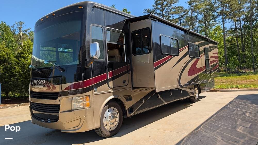 2015 Tiffin Allegro Open Road 36LA - Used Class A For Sale by Pop RVs in Lawrenceville, Georgia features Leveling Jacks, Air Conditioning, Slideout, Awning, Generator