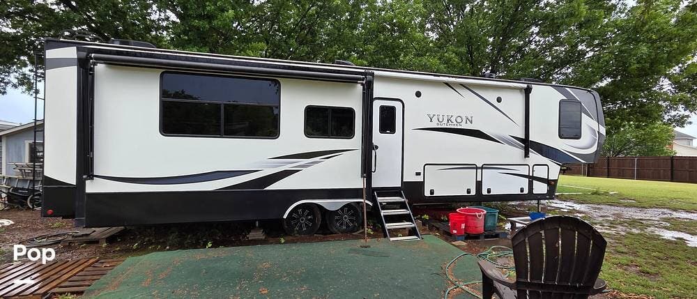 2021 Yukon 399ML by Dutchmen from Pop RVs in Burleson, Texas