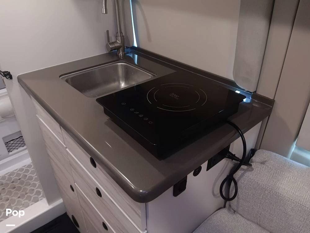 Used 2025  Arc (by Entegra Coach) 18C available in Monterey, California