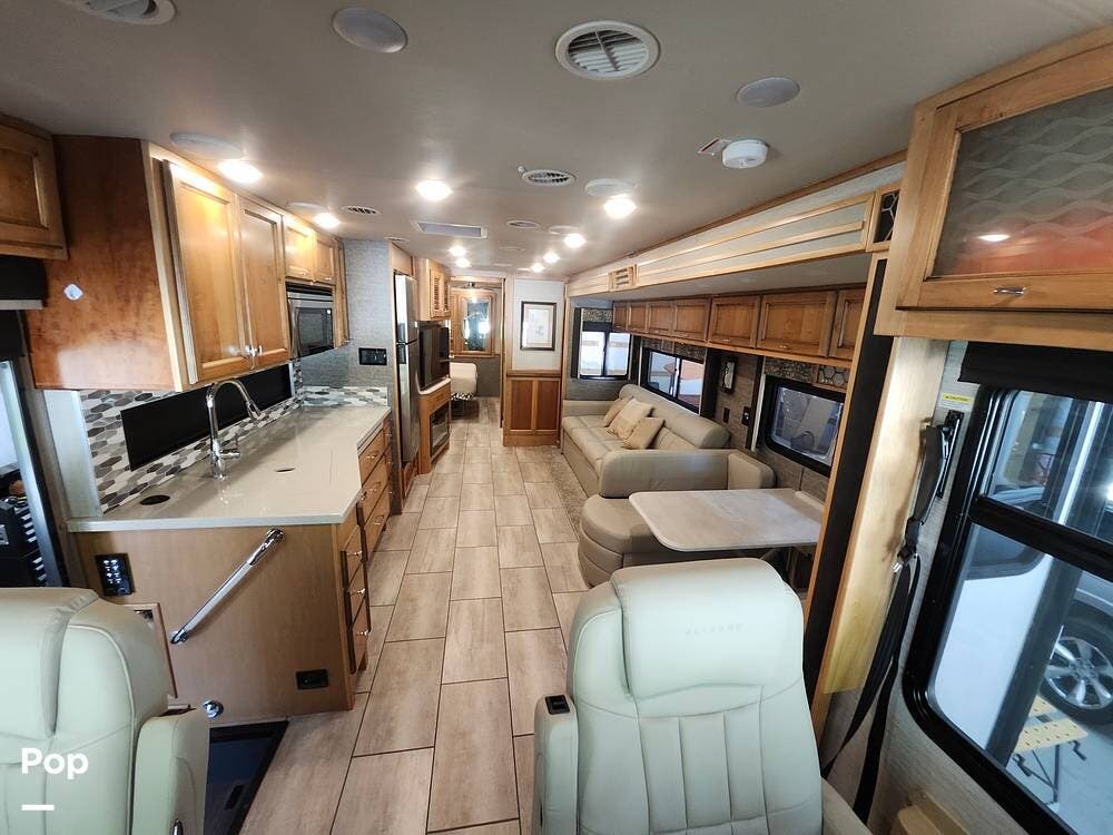 2020 Tiffin Allegro Open Road 32SA - Used Class A For Sale by Pop RVs in Chapin, South Carolina features Leveling Jacks, Awning, Slideout, Generator, Air Conditioning