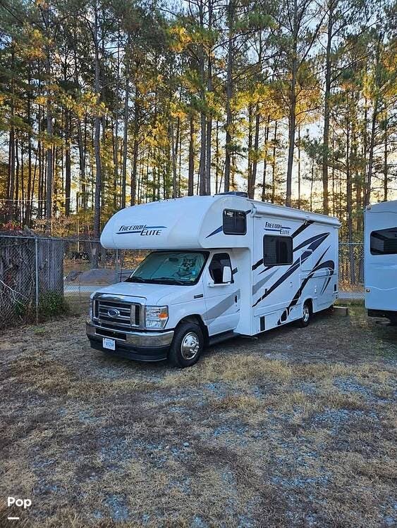 2022 Freedom Elite 24HE by Thor Motor Coach from Pop RVs in Stafford, Virginia