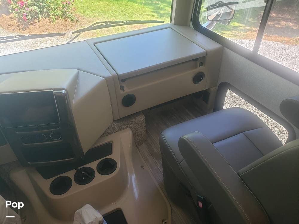 Used 2022 Thor Motor Coach Hurricane 29M available in Elberta, Alabama