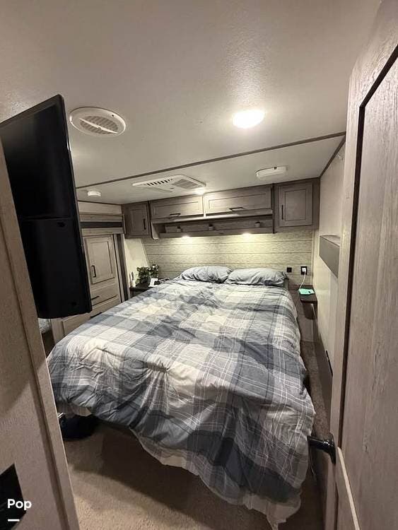 Used 2020 Keystone Raptor 429 available in Edgewood, Washington