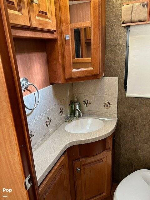 2014 Allegro Breeze 32BR by Tiffin from Pop RVs in La Mesa, California