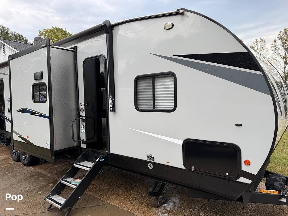 2022 Vengeance 32V by Forest River from Pop RVs in Rutherfordton, North Carolina