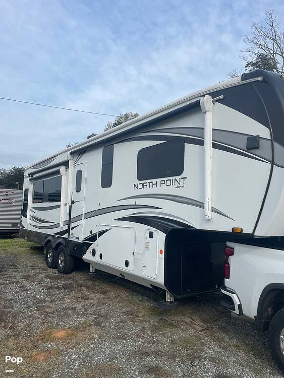 2022 Jayco North Point 340CKTS - Used Fifth Wheel For Sale by Pop RVs in Graham, North Carolina features Slideout