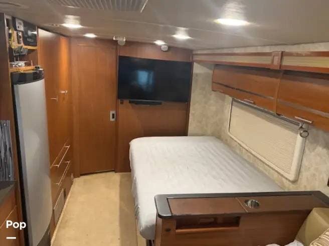 Used 2010 Itasca Reyo 25R available in Hawthorne, Florida