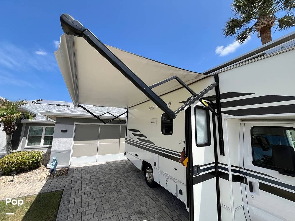 2021 Freelander 21RS by Coachmen from Pop RVs in Sun City Center, Florida