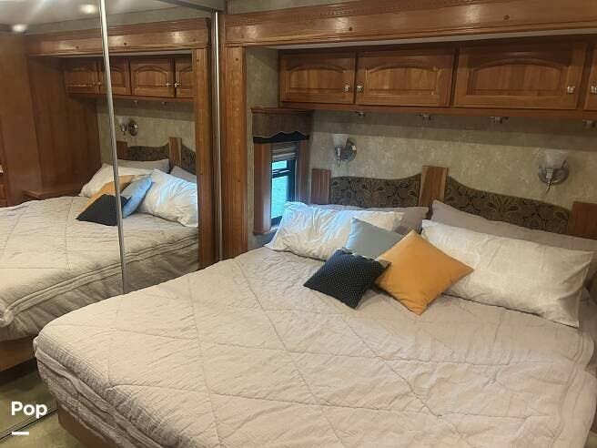 2008 Inspire Founders Edition by Country Coach from Pop RVs in Medina, Ohio