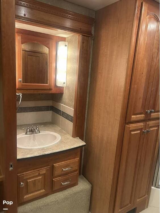 Used 2008 Country Coach Inspire Founders Edition available in Medina, Ohio