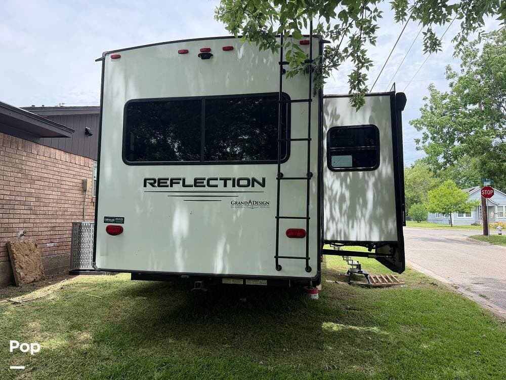 Used 2021 Grand Design Reflection 337FLS available in Sherman, Texas