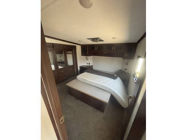 2018 Vengeance 381L12-6 by Forest River from Pop RVs in Berwick, Maine