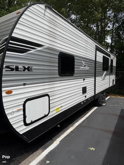 2025 Jayco Jay Flight SLX 287BHS - Used Travel Trailer For Sale by Pop RVs in Greenwood, South Carolina features Slideout