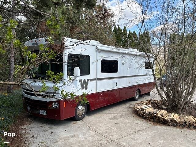 2016 Brave 31C by Winnebago from Pop RVs in Middleton, Wisconsin