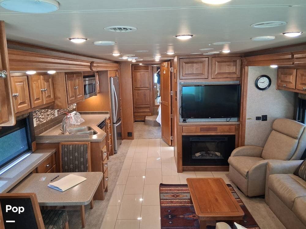 2017 Tiffin Allegro Red 33AA - Used Diesel Pusher For Sale by Pop RVs in Lapeer, Michigan features Air Conditioning, Leveling Jacks, Generator, Slideout, Awning