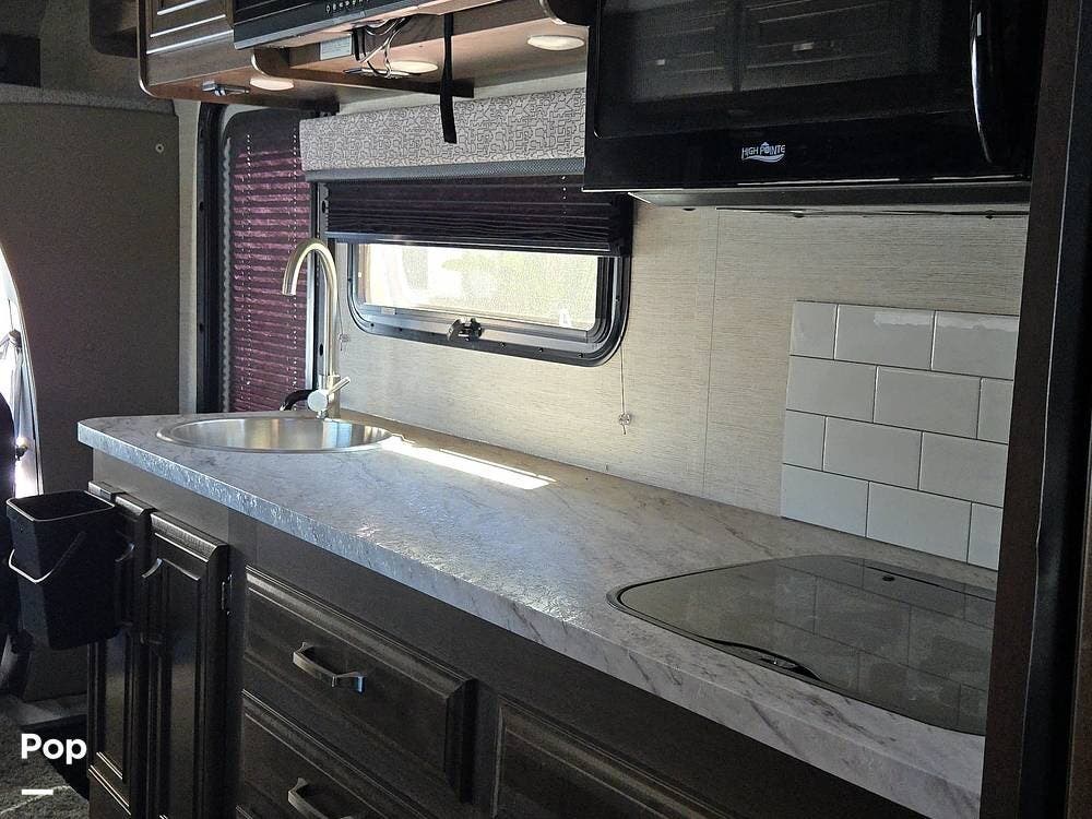 Used 2022 Jayco Melbourne 24R available in Corona, California