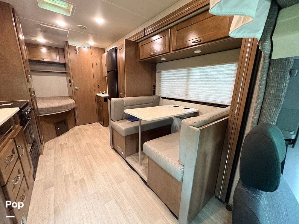 2020 Winnebago Vita 24F - Used Class C For Sale by Pop RVs in Meadowlakes, Texas features Slideout