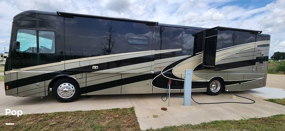 2022 Forza 38W by Winnebago from Pop RVs in Mineral Wells, Texas
