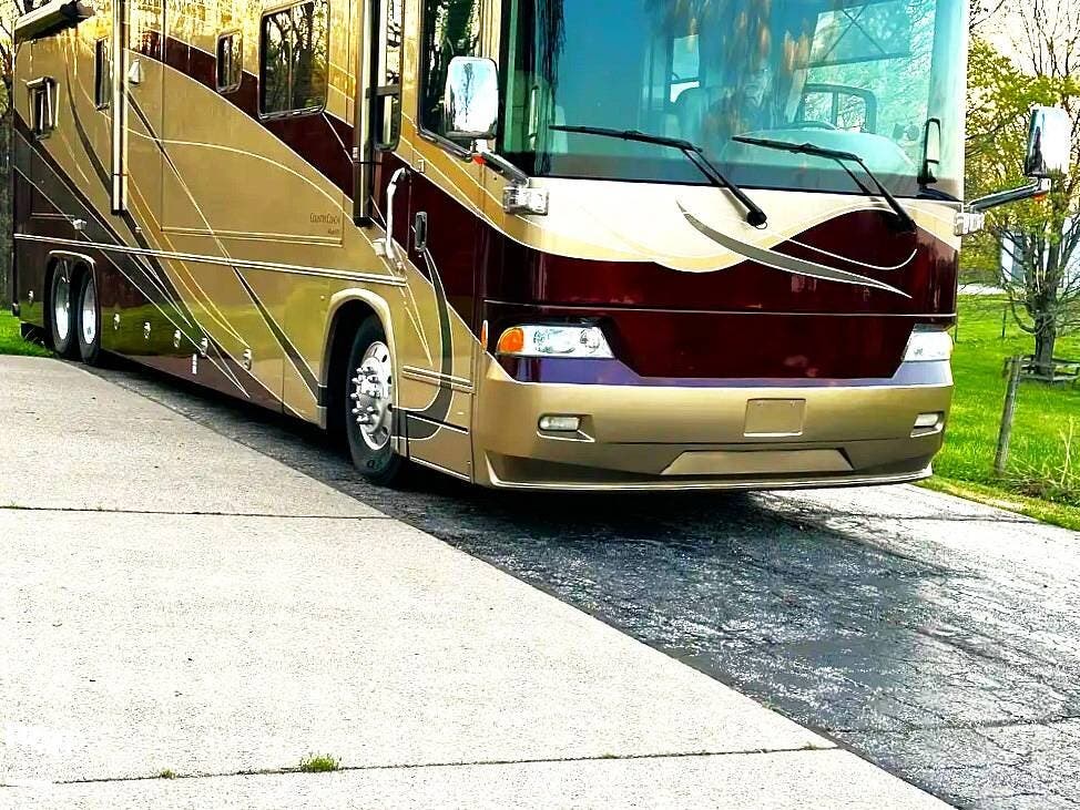 Used 2007 Country Coach Allure 470 McKenzie Bridge available in Princeton, Indiana