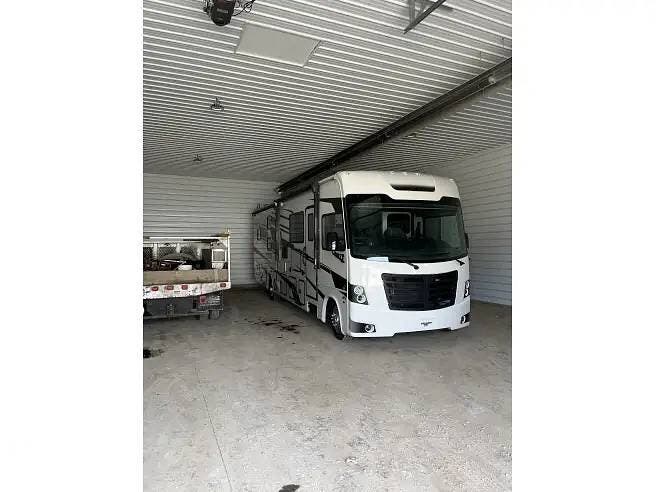 2022 Forest River FR3 32DS - Used Class A For Sale by Pop RVs in Cedar Rapids, Iowa features Slideout