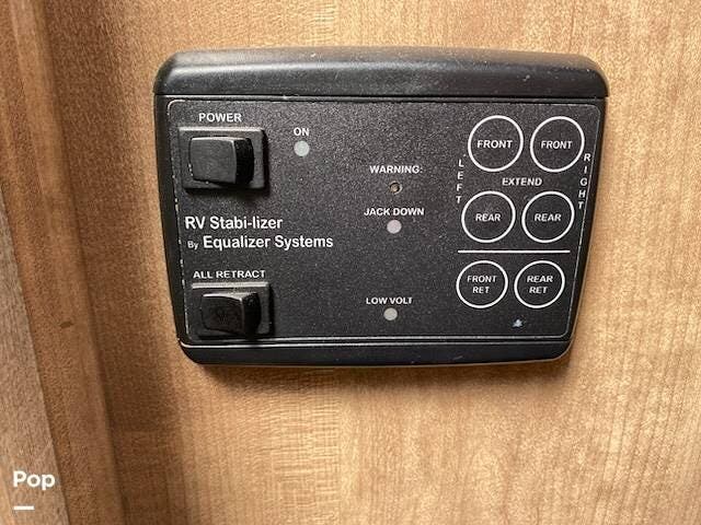 2020 Coachmen Leprechaun 319 MB - Used Class C For Sale by Pop RVs in Flushing, Michigan features Slideout