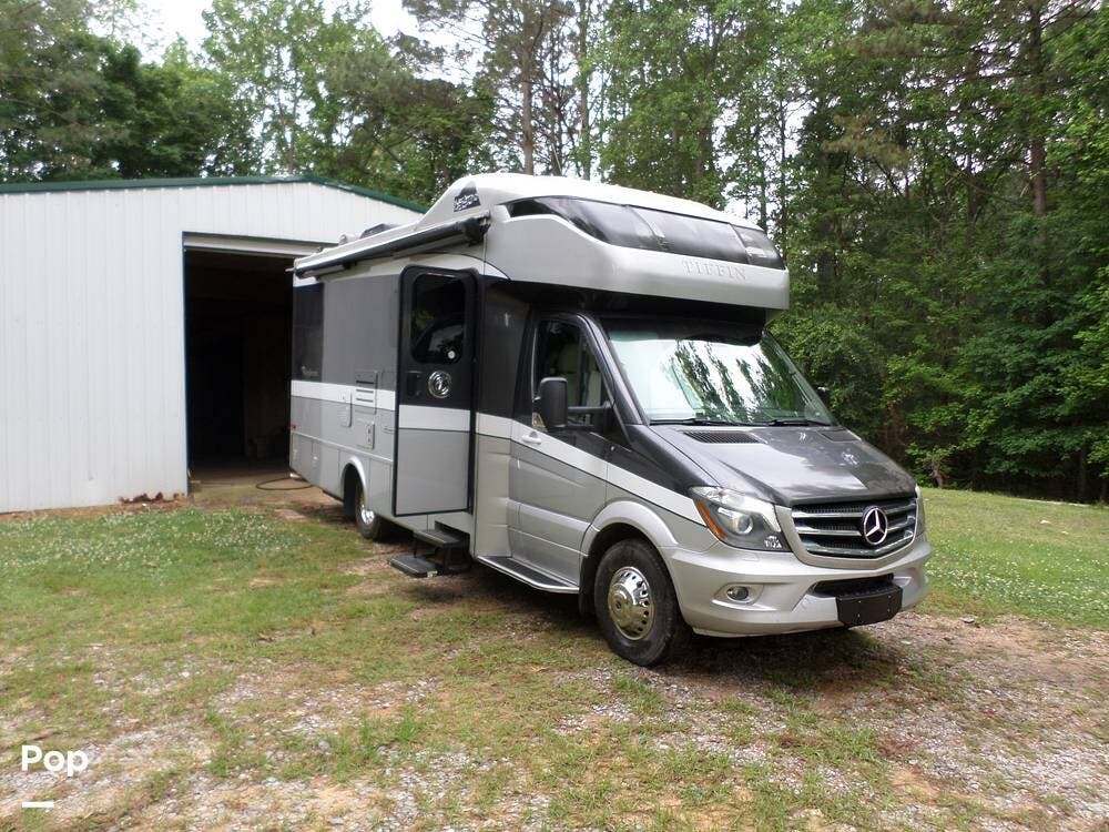 2019 Wayfarer 24FW by Tiffin from Pop RVs in Louin, Mississippi