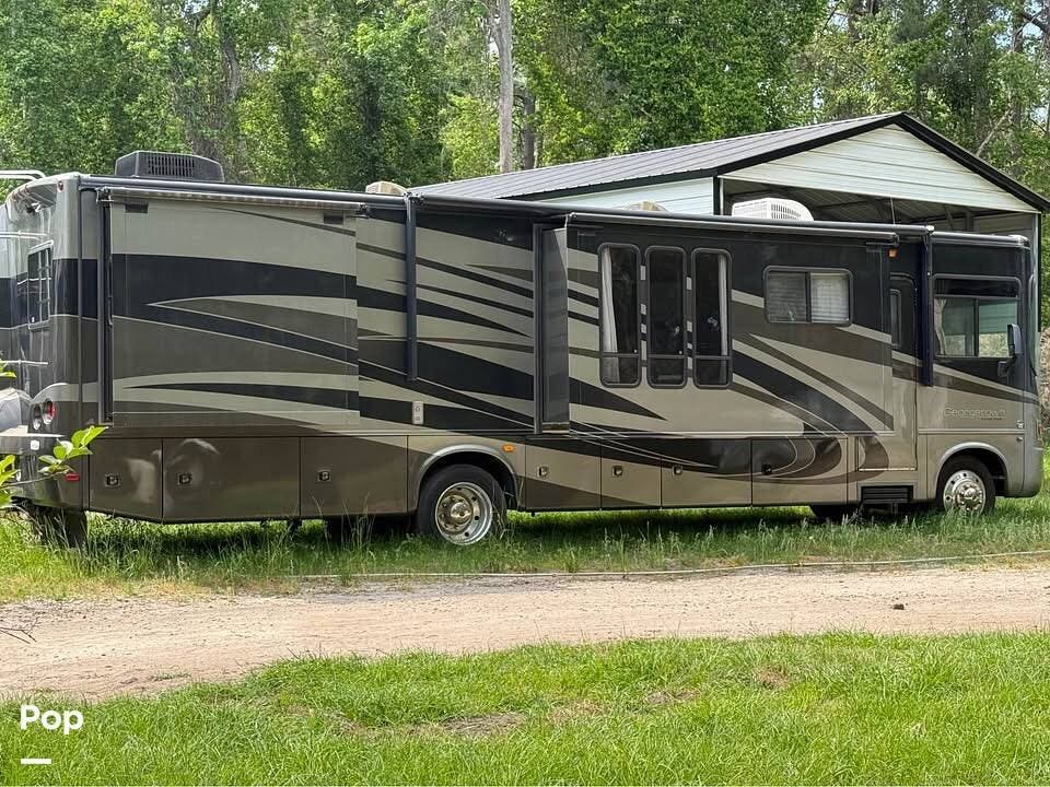 2010 Georgetown 378TS by Forest River from Pop RVs in Beaufort, South Carolina